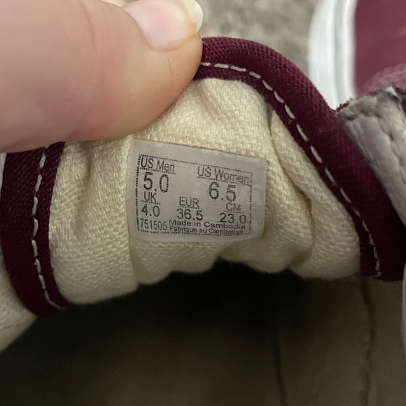 Burgundy Vans 6.5 - Picture 3 of 3
